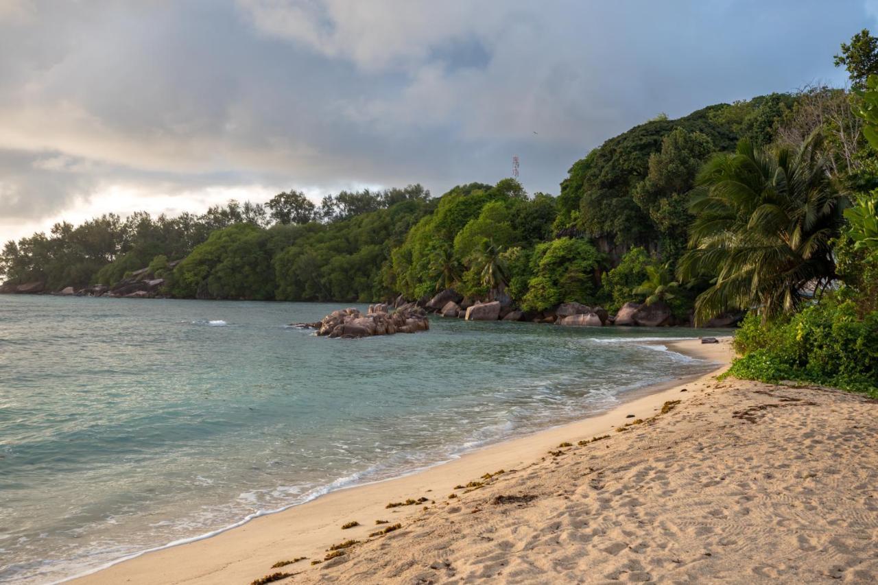 Crown Beach Hotel Seychelles Pointe Au Sel Dış mekan fotoğraf