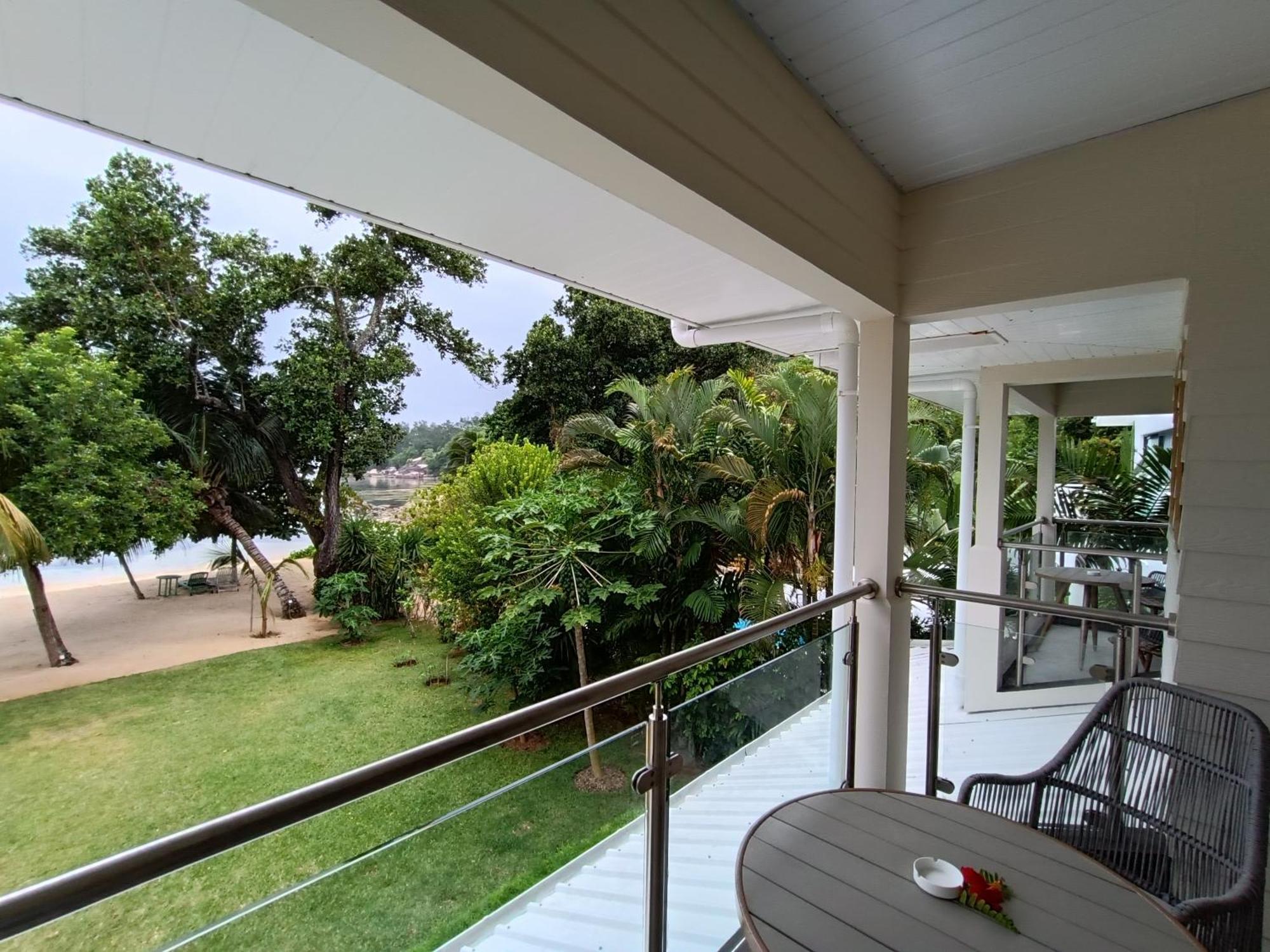 Crown Beach Hotel Seychelles Pointe Au Sel Dış mekan fotoğraf